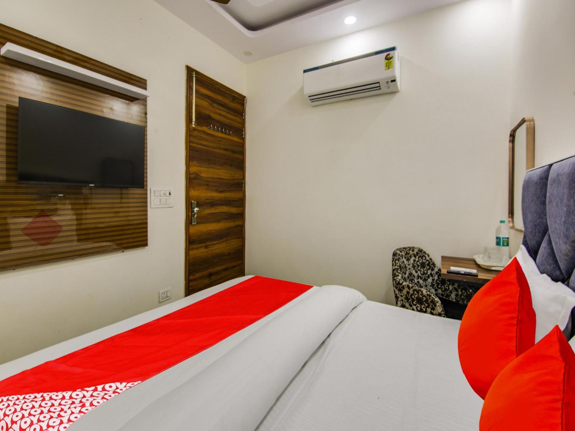 דלהי Hotel O Ar Residency מראה חיצוני תמונה
